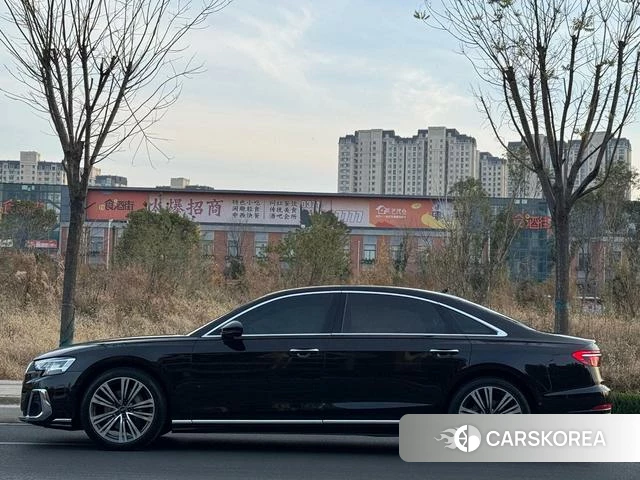 Audi A8 2023 Черный из Китая