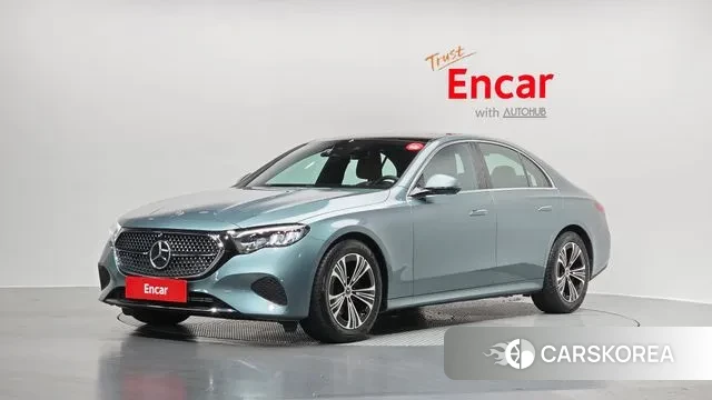 Mercedes-Benz E-Class W214 2025 Небесно-голубой из Кореи
