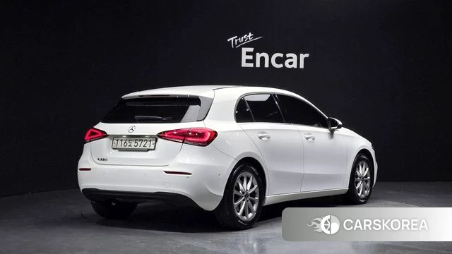 Mercedes-Benz A-Class W177 2019 Белый из Кореи