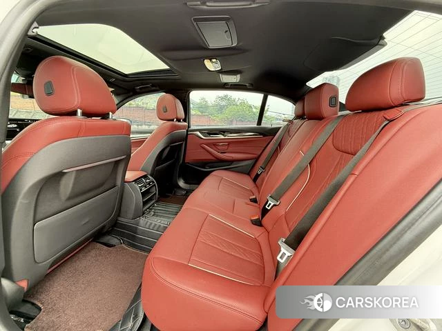 BMW 5 series 2021 Белый из Китая