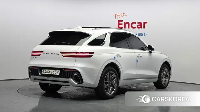 Genesis GV70 2021 Белый из Кореи