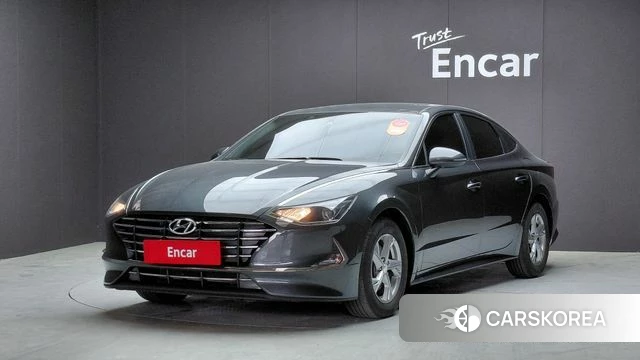 Hyundai Sonata (DN8) 2022 Серебристо-серый из Кореи