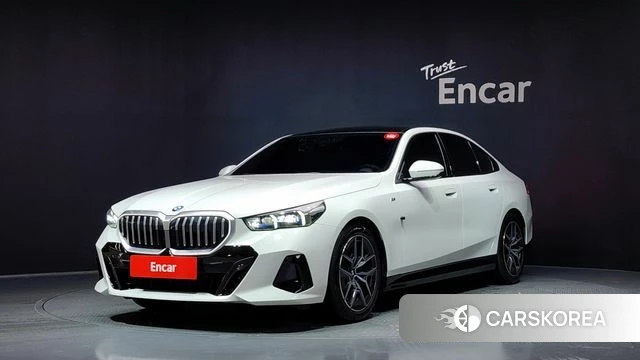 BMW 5 Series (G60) 2025 Белый из Кореи