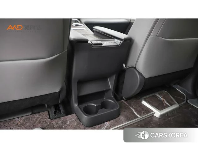 Toyota Grevia 2024 Черный из Китая
