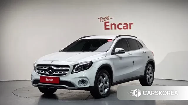 Mercedes-Benz GLA-Class X156 2019 Белый из Кореи