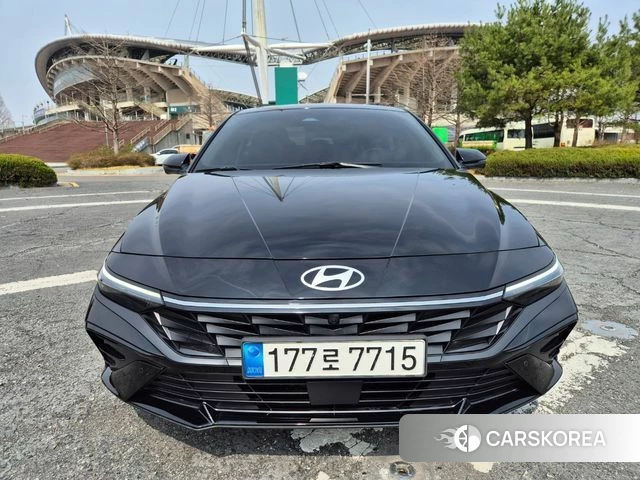 Hyundai The New Avante (CN7) 2023 Черный из Кореи