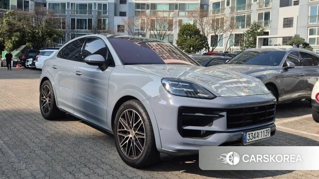 Porsche Cayenne (PO536) 2024 Серый из Кореи