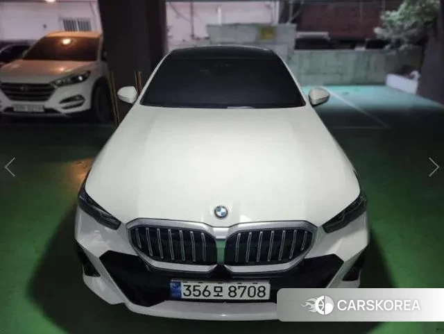 BMW 5 Series (G60) 2024 Белый из Кореи