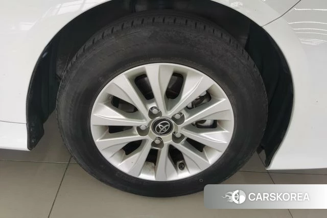 Toyota Corolla 2021 Белый из Китая