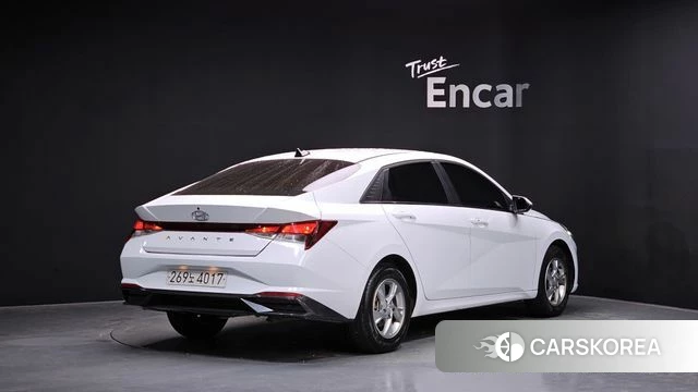 Hyundai Avante (CN7) 2022 Белый из Кореи