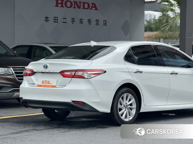 Toyota Camry 2022 Белый из Китая