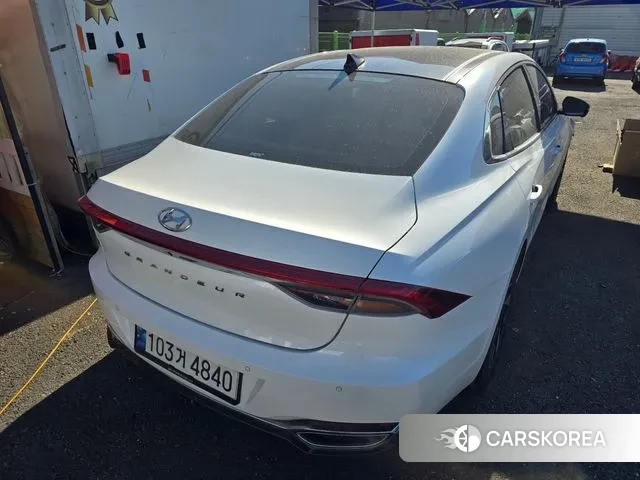 Hyundai The New Grandeur IG Hybrid 2022 Белый из Кореи
