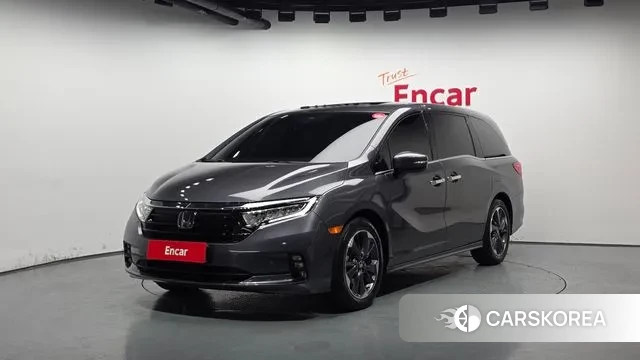 Honda Odyssey 2023 Серый из Кореи