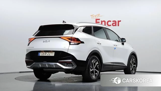 Kia Sportage 5th Generation Hybrid 2024 Белый из Кореи