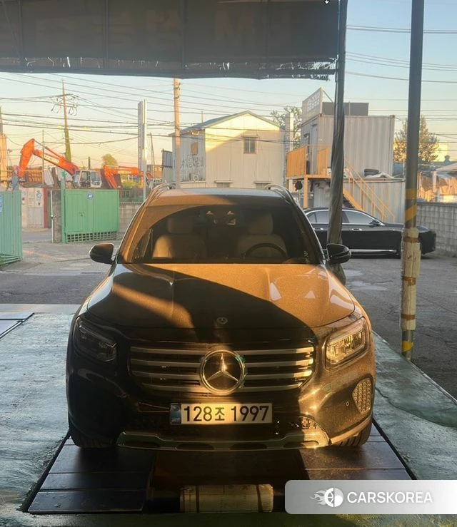 Mercedes-Benz GLB-Class X247 2024 Белый из Кореи