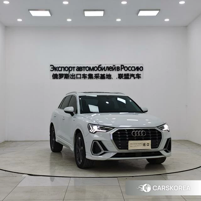 Audi Q3 2022 Белый из Китая
