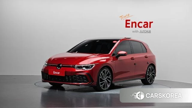 Volkswagen Golf 8th Generation 2023 Красный из Кореи