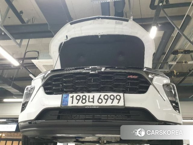 Chevrolet (GM Daewoo) Trax Crossover 2023 Белый из Кореи