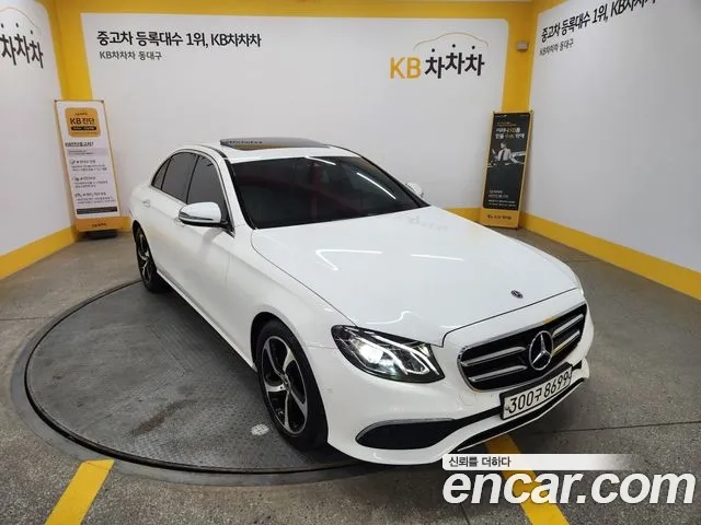 Mercedes-Benz E-Class W213 2020 Белый из Кореи