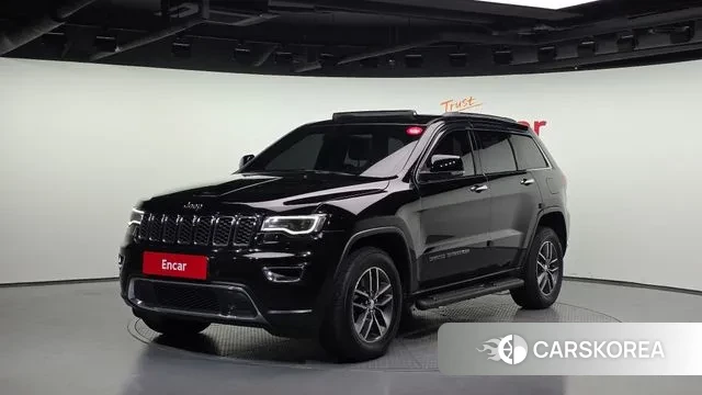 Jeep Grand Cherokee 2018 Черный из Кореи