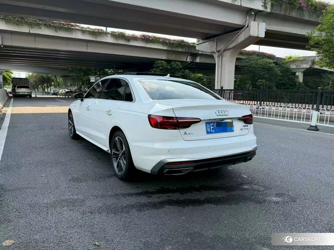 Audi A4L 2020 Белый из Китая