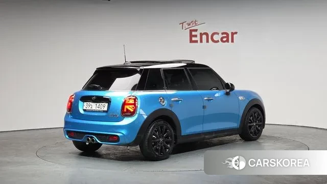 Mini Cooper S 2018 Небесно-голубой из Кореи
