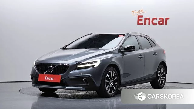 Volvo V40 Cross-Country 2019 Серый из Кореи