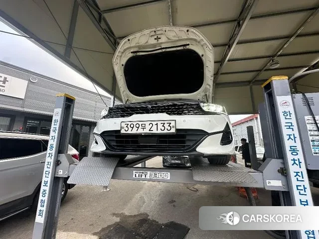 Kia K5 3rd generation 2020 Белый из Кореи