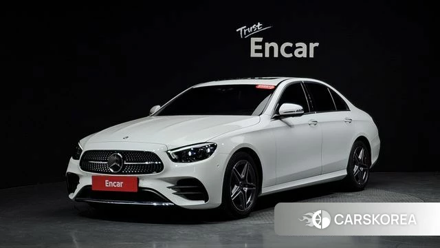 Mercedes-Benz E-Class W213 2022 Белый из Кореи