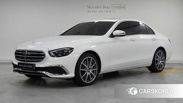 Mercedes-Benz E-Class W213 2022 Белый из Кореи