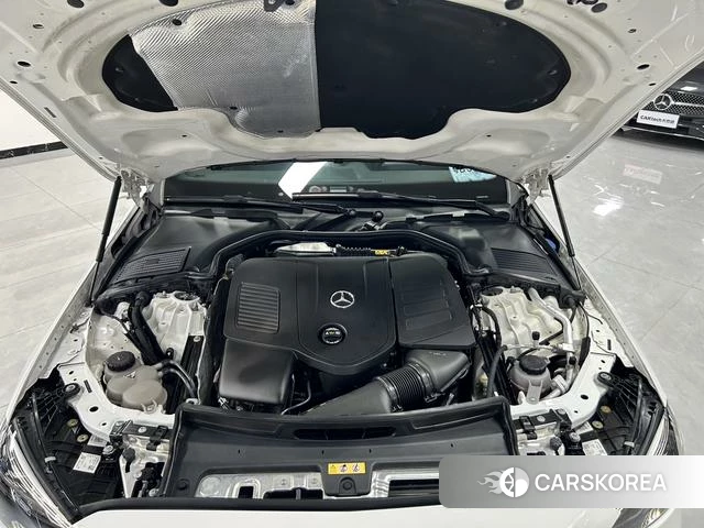 Mercedes-Benz Class C 2022 Белый из Китая