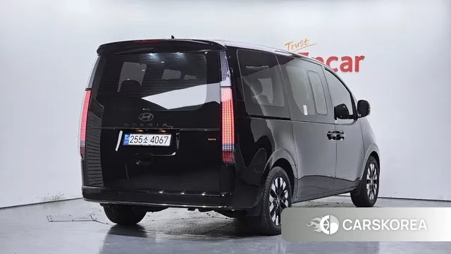 Hyundai Staria 2024 Черный из Кореи