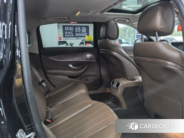 Mercedes-Benz E-class 2019 Черный из Китая
