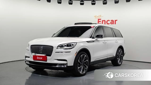 Lincoln Aviator 2nd generation 2022 Белый из Кореи