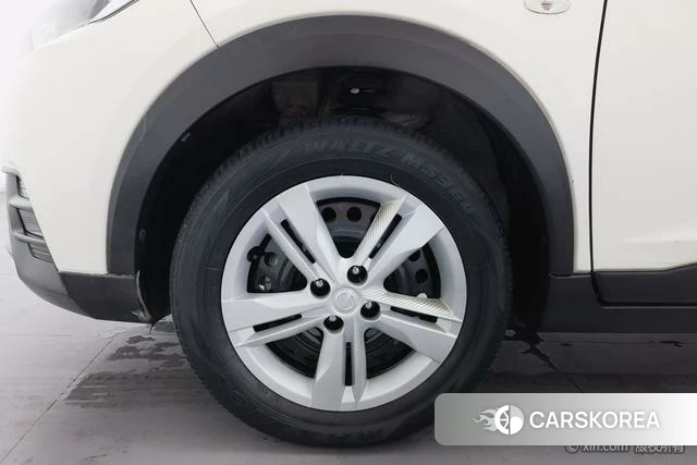 Nissan Jinke 2021 Белый из Китая