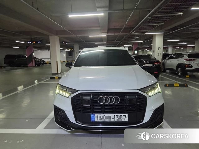 Audi Q7 (4M) 2021 Белый из Кореи