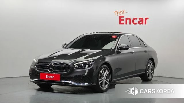 Mercedes-Benz E-Class W213 2021 Серый из Кореи