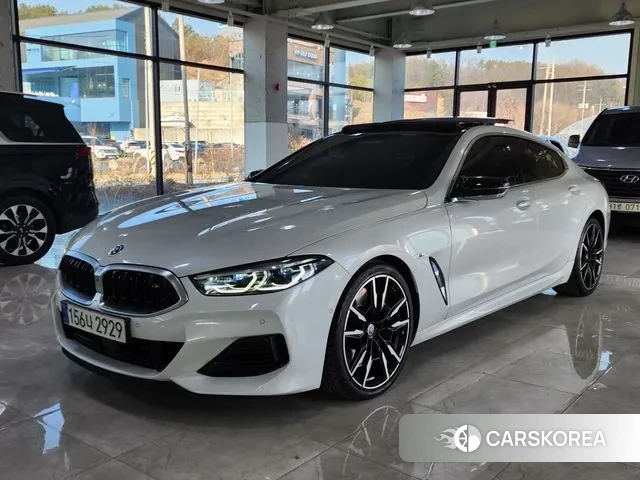 BMW 8 Series (G15) 2022 Белый из Кореи