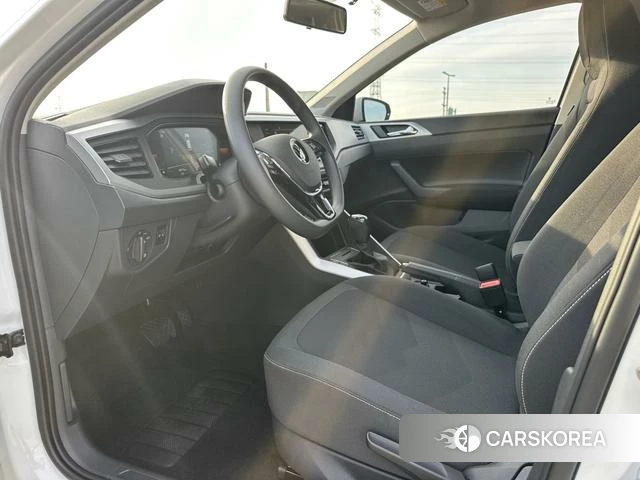 Volkswagen Polo 2023 Белый из Китая
