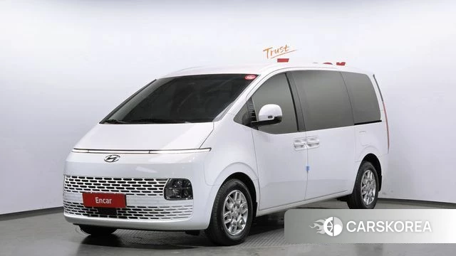 Hyundai Staria 2023 Белый из Кореи