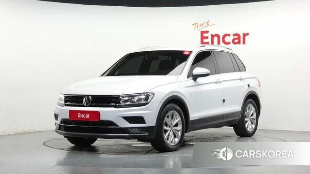Volkswagen Tiguan second Generation 2018 Белый из Кореи