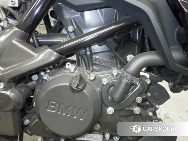 Engine photo