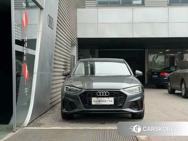 Audi A4L 2024 Темно-серый из Китая