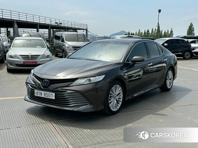 Toyota Camry (XV70) 2019 Серый из Кореи