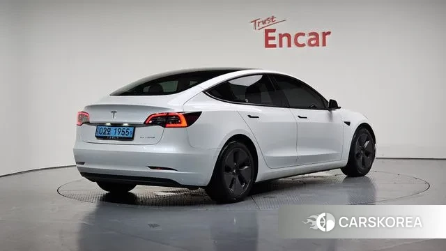 Tesla Model 3 2021 Белый из Кореи