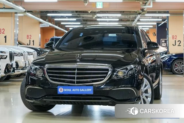 Mercedes-Benz E-Class W213 2018 Черный из Кореи