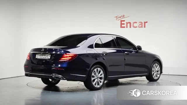 Mercedes-Benz E-Class W213 2020 Синий из Кореи