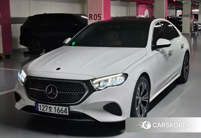 Mercedes-Benz E-Class W214 2024 Белый из Кореи