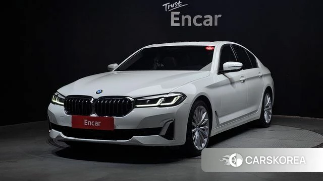 BMW 5 Series (G30) 2023 Белый из Кореи