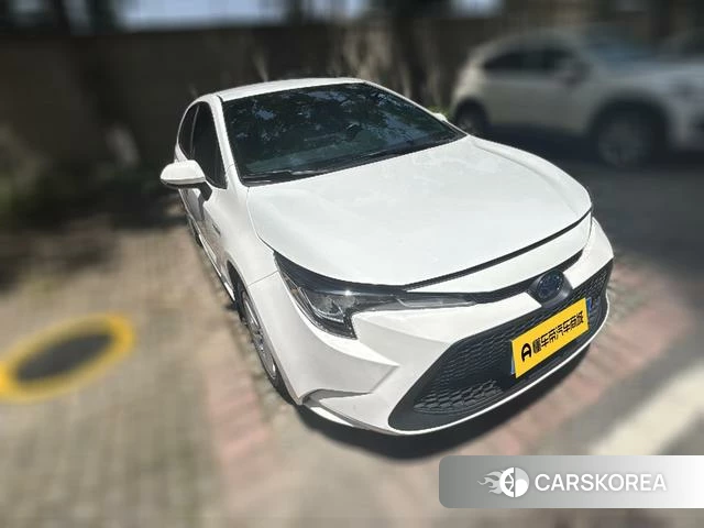 Toyota Lei Ling 2023 Белый из Китая